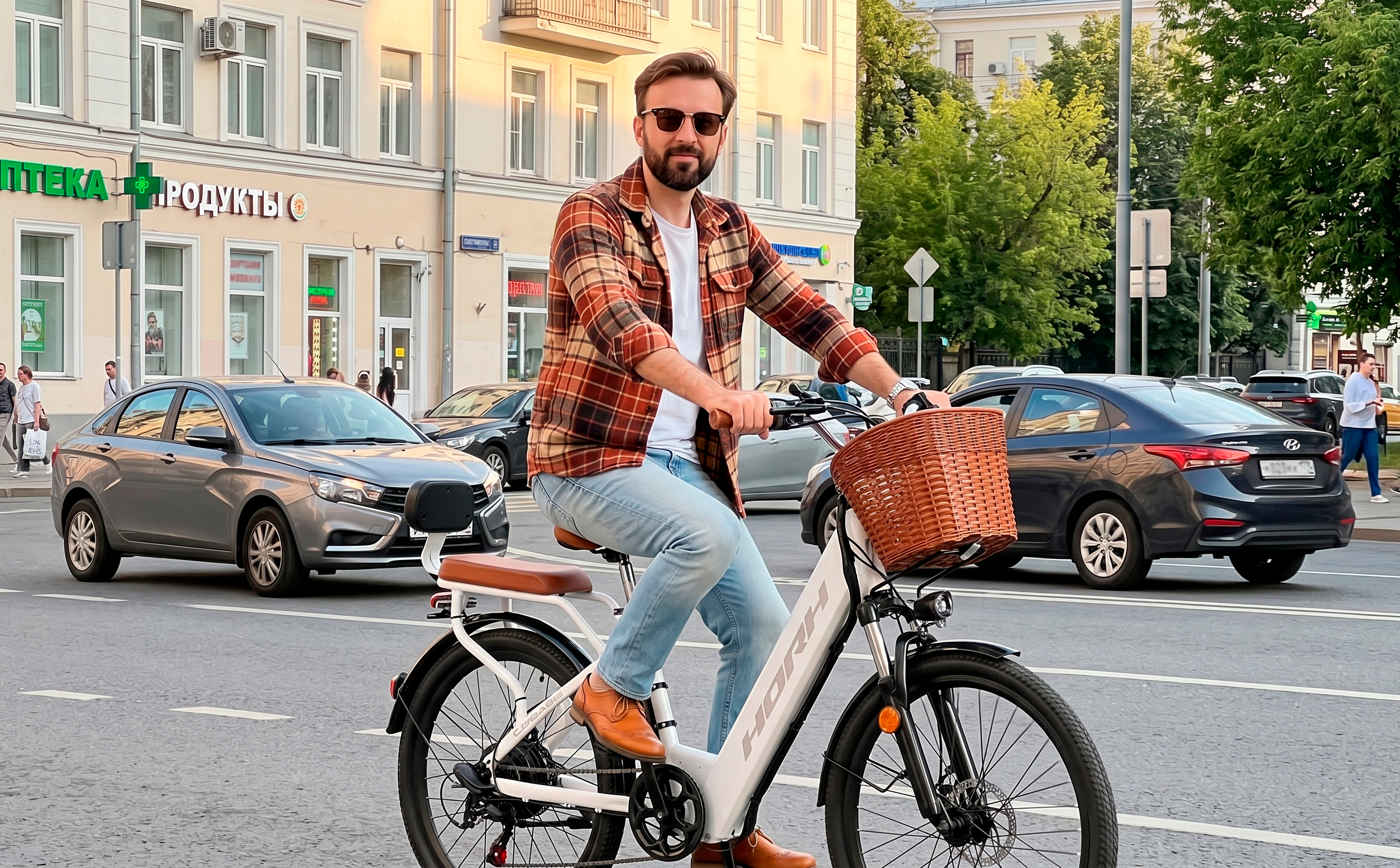 Электровелосипед HORH VOYAGE White
