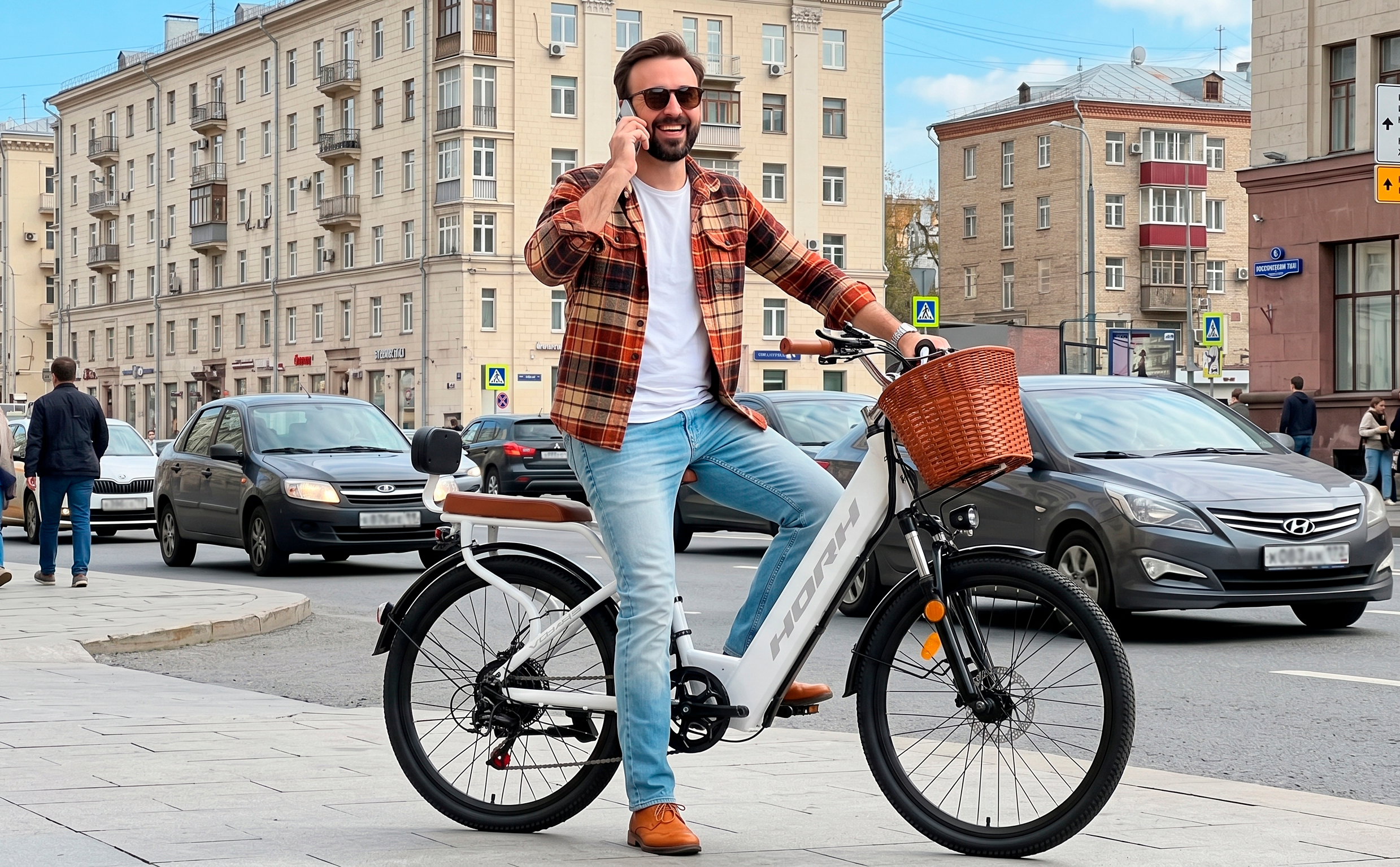 Электровелосипед HORH VOYAGE White